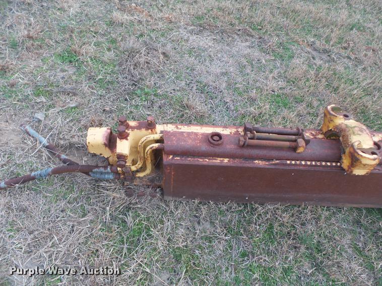 image for item DA2477 Komatsu 135 SU single tilt dozer blade