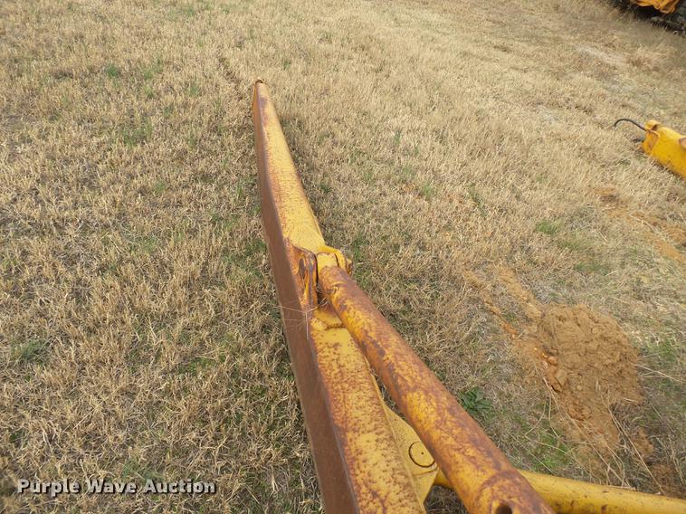 image for item DA2479 Komatsu D68E SU single tilt dozer blade