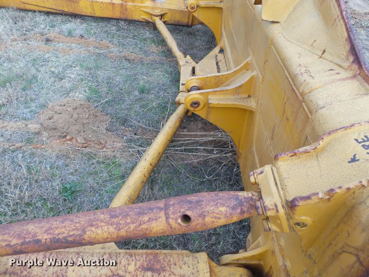 image for item DA2479 Komatsu D68E SU single tilt dozer blade