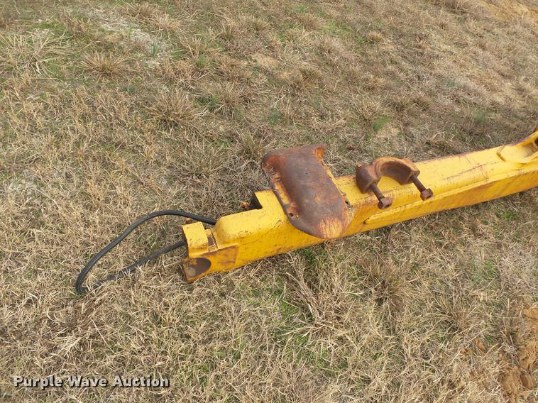 image for item DA2479 Komatsu D68E SU single tilt dozer blade