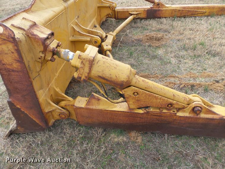 image for item DA2479 Komatsu D68E SU single tilt dozer blade