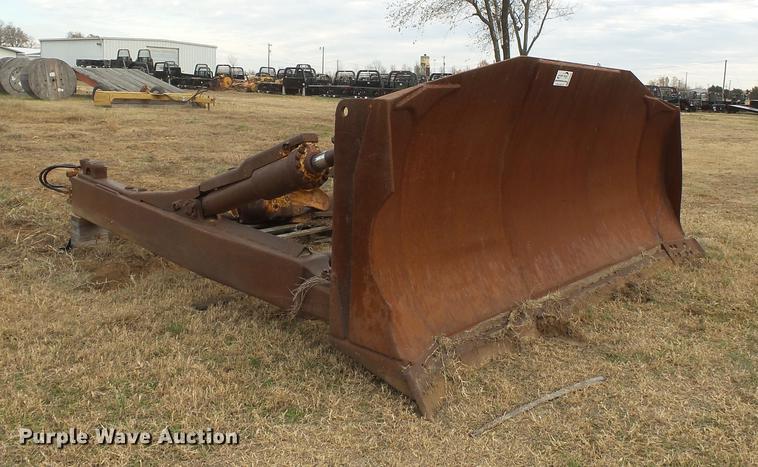 image for item DA2480 Komatsu 135 SU single tilt dozer blade