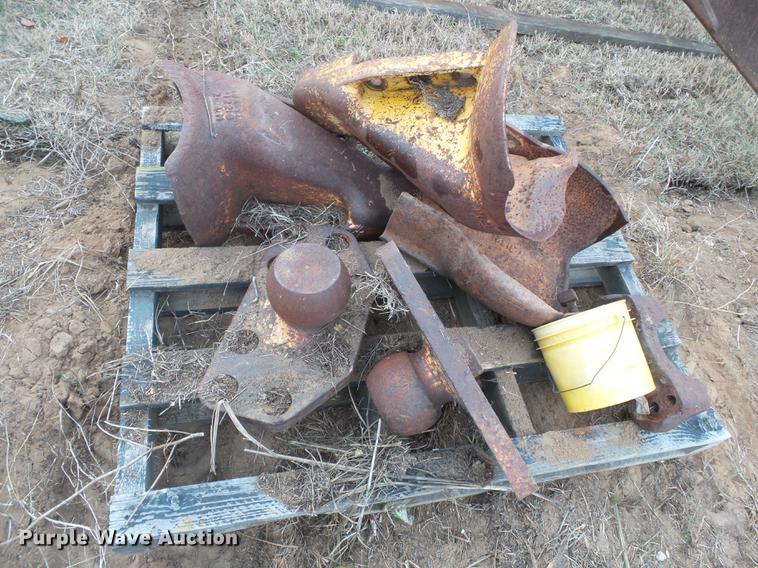 image for item DA2480 Komatsu 135 SU single tilt dozer blade