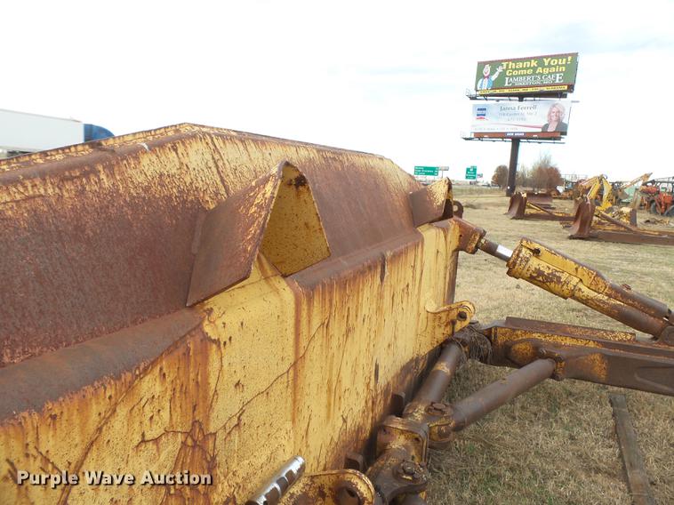 image for item DA2480 Komatsu 135 SU single tilt dozer blade