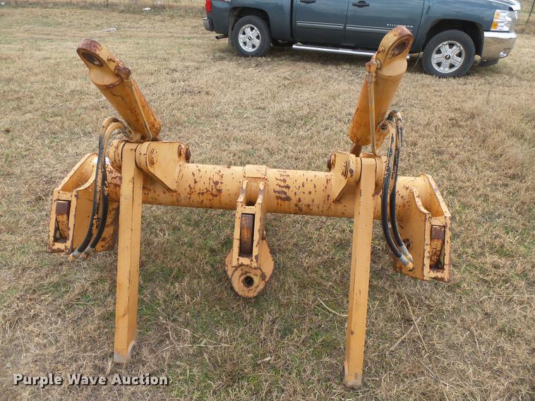 image for item DA2481 Case 1150 three shank ripper