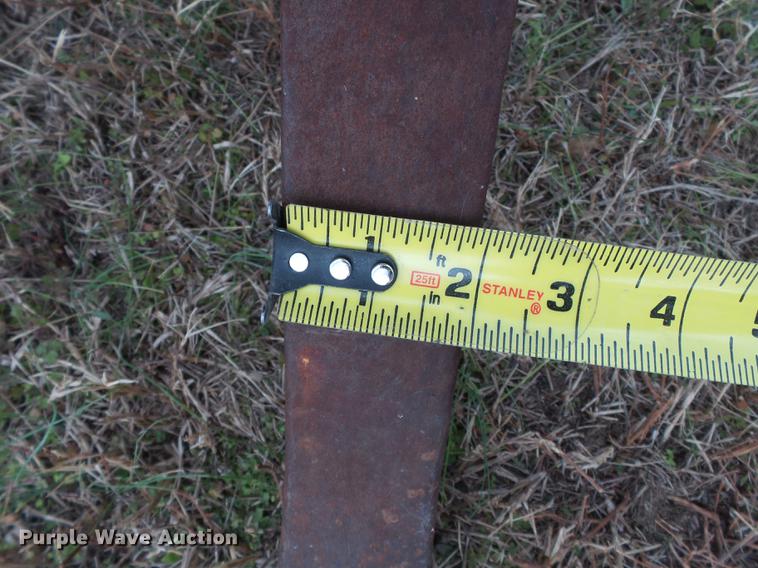 image for item DA2481 Case 1150 three shank ripper