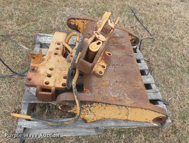 image for item DA2481 Case 1150 three shank ripper