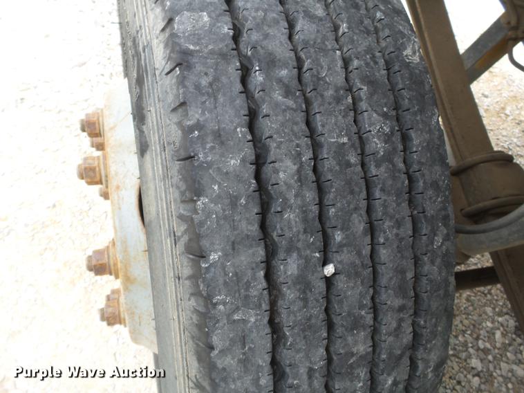 image for item DA2495 1990 Chevrolet Kodiak dump truck