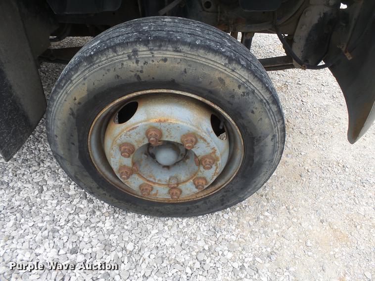 image for item DA2495 1990 Chevrolet Kodiak dump truck