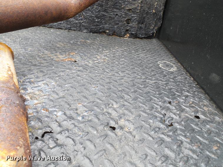 image for item DA2495 1990 Chevrolet Kodiak dump truck