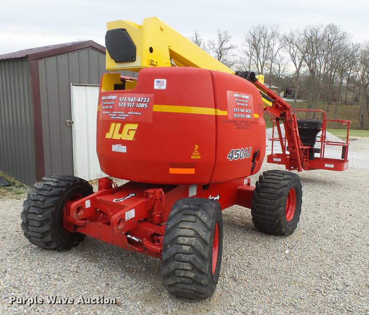 image for item DA2496 1999 JLG 450AJ boom lift