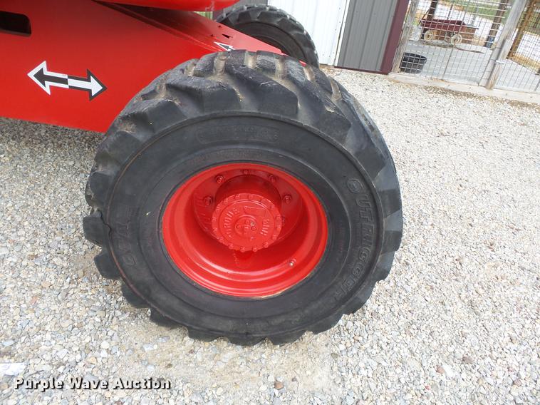 image for item DA2496 1999 JLG 450AJ boom lift