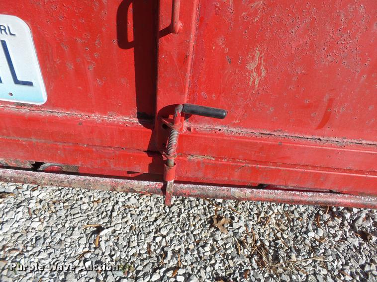 image for item DA2497 2000 Liberty end dump trailer