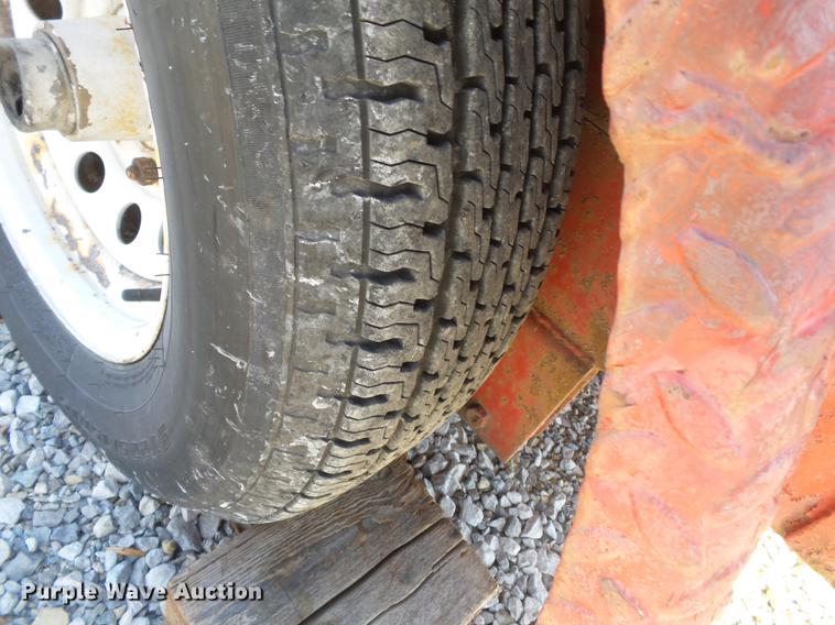 image for item DA2497 2000 Liberty end dump trailer