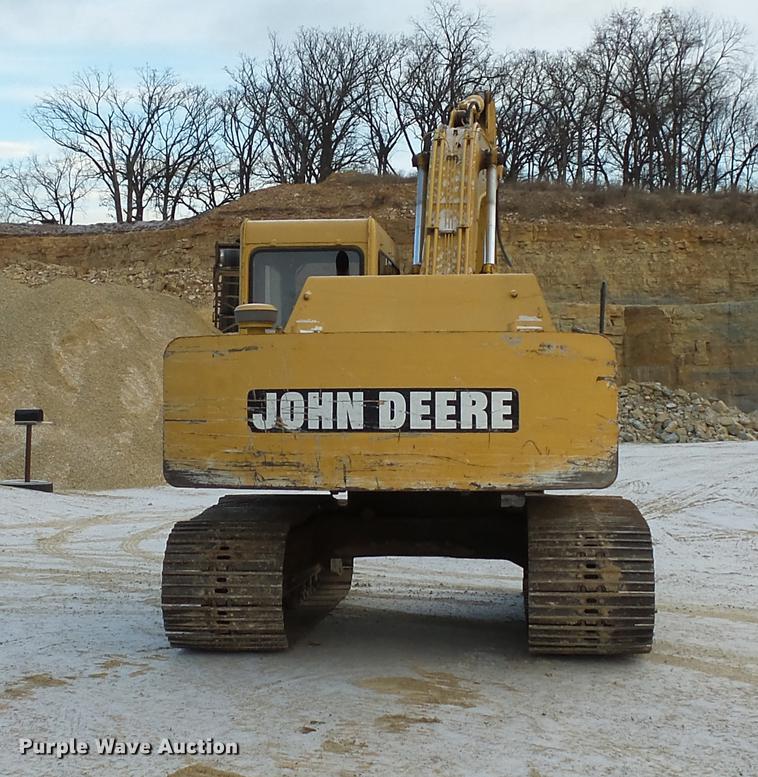 image for item DA3566 1997 John Deere 590D excavator