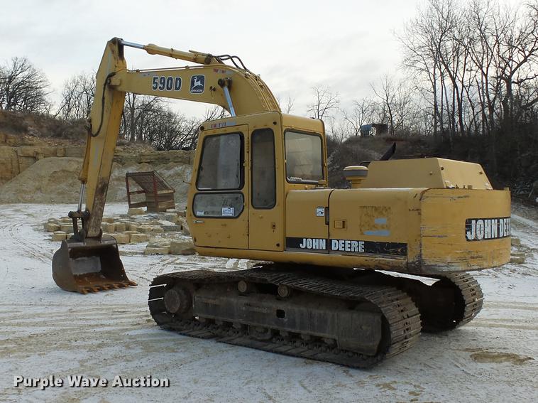 image for item DA3566 1997 John Deere 590D excavator