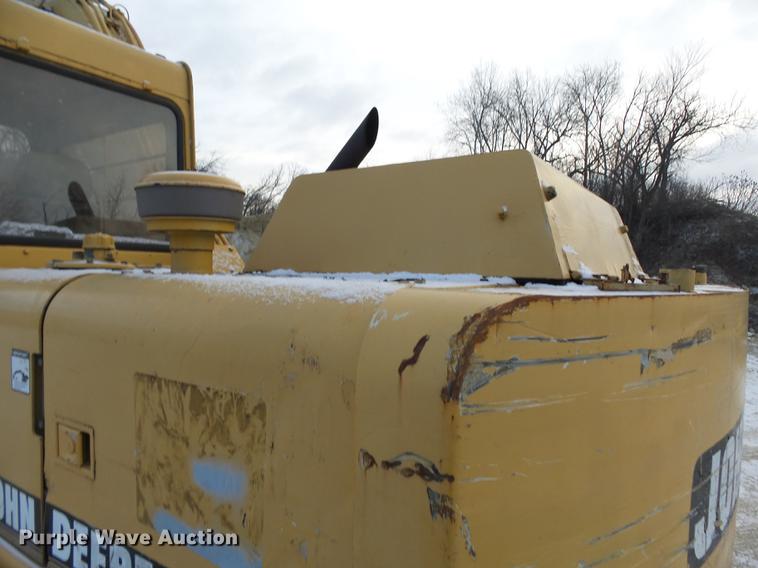 image for item DA3566 1997 John Deere 590D excavator