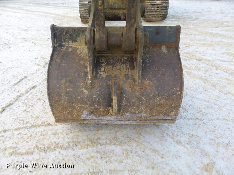 image for item DA3566 1997 John Deere 590D excavator