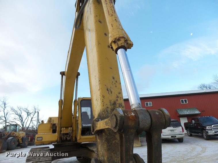 image for item DA3566 1997 John Deere 590D excavator