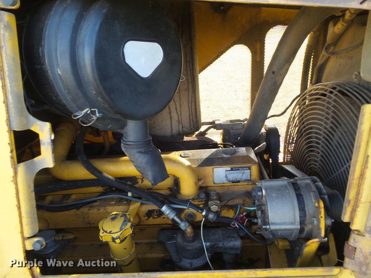 image for item DA7010 2002 John Deere 700H LGP dozer