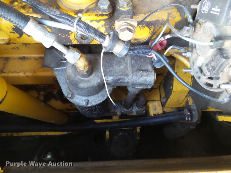 image for item DA7010 2002 John Deere 700H LGP dozer