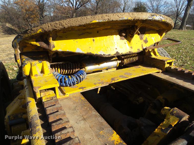 image for item DA7011 1991 Mack CH613 semi truck