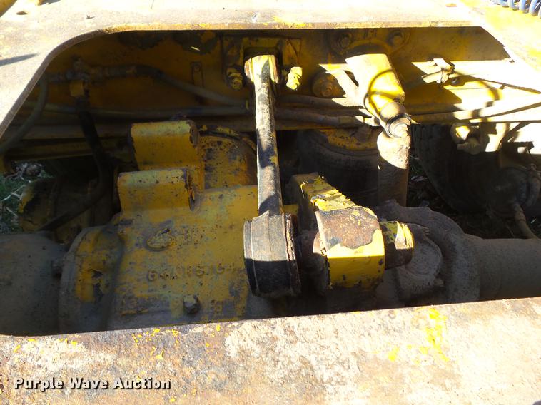 image for item DA7011 1991 Mack CH613 semi truck