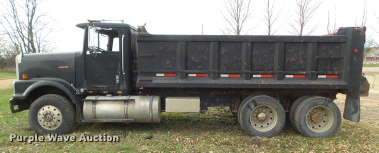image for item DA7013 1989 International F-9370 dump truck