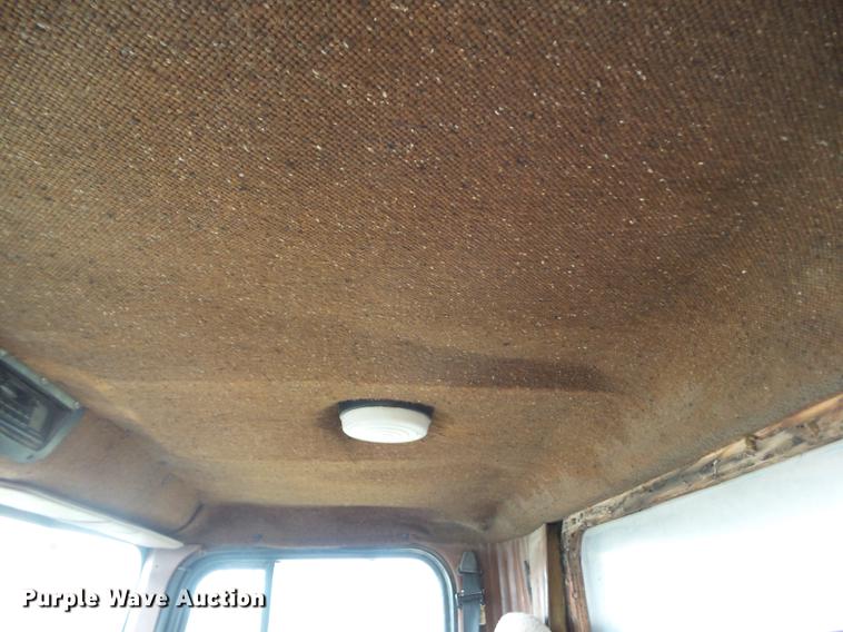 image for item DA7013 1989 International F-9370 dump truck