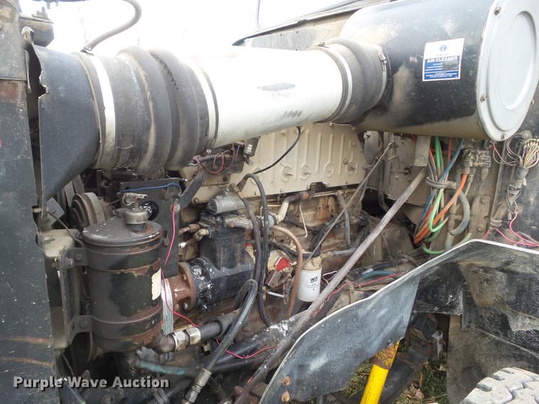 image for item DA7013 1989 International F-9370 dump truck