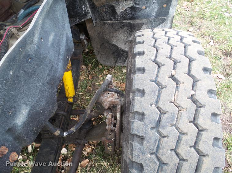 image for item DA7013 1989 International F-9370 dump truck