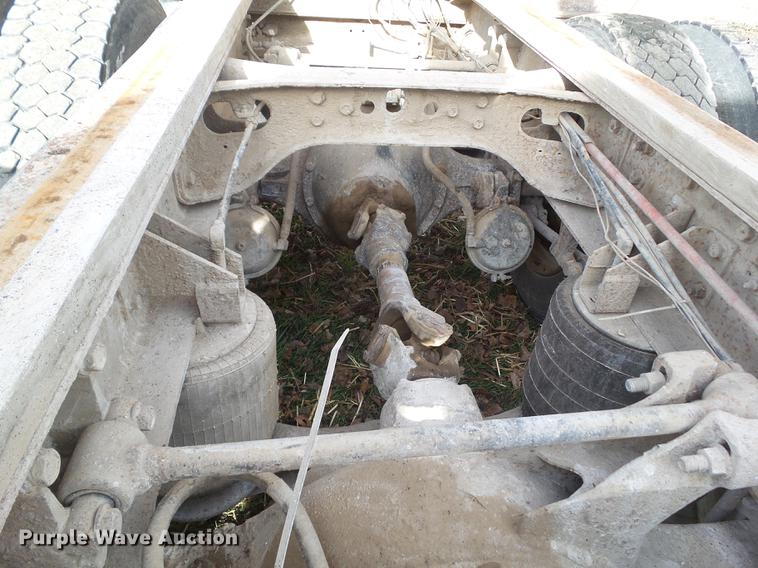 image for item DA7013 1989 International F-9370 dump truck