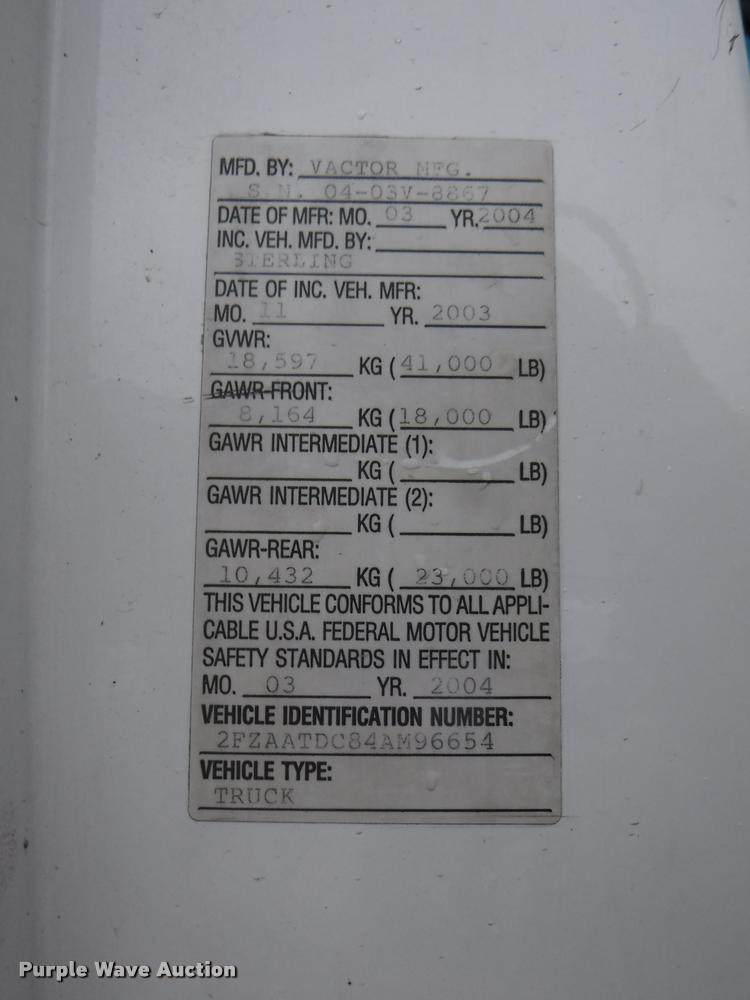 image for item DA8189 2004 Sterling L7500 vacuum truck