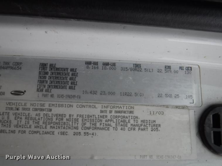 image for item DA8189 2004 Sterling L7500 vacuum truck