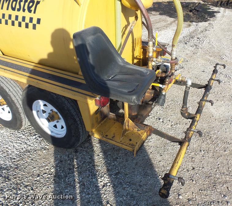 image for item DA8500 2009 Seal Master TR575 heated asphalt distributor