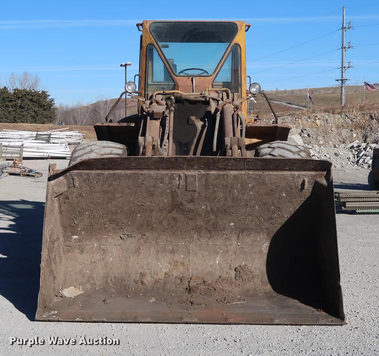 image for item DA8618 1969 Caterpillar 980 wheel loader