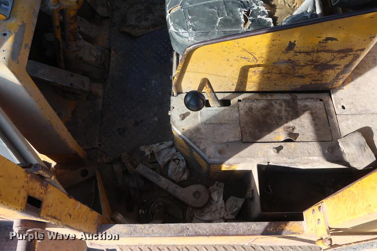 image for item DA8618 1969 Caterpillar 980 wheel loader