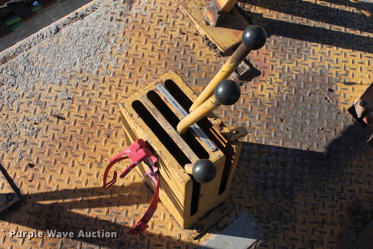 image for item DB0126 Blaw Knox RW195 road widener