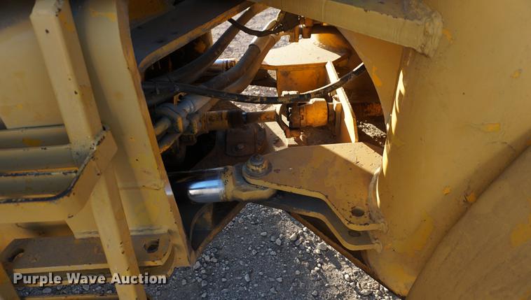 image for item DB0299 1977 John Deere 544B wheel loader