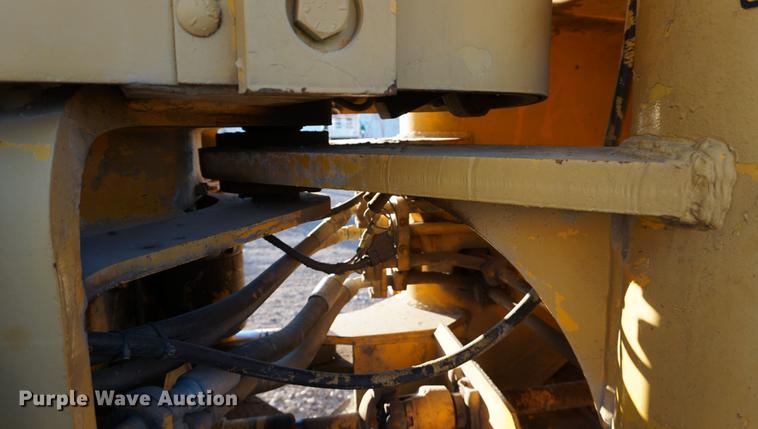 image for item DB0299 1977 John Deere 544B wheel loader