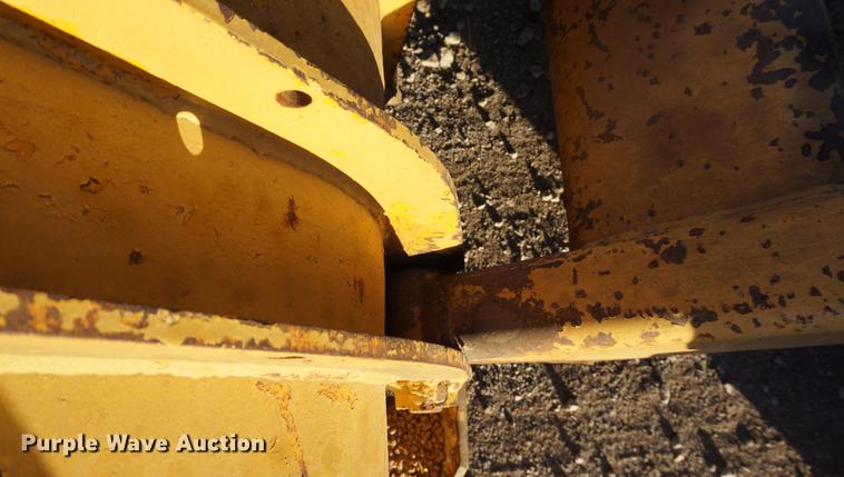 image for item DB0299 1977 John Deere 544B wheel loader