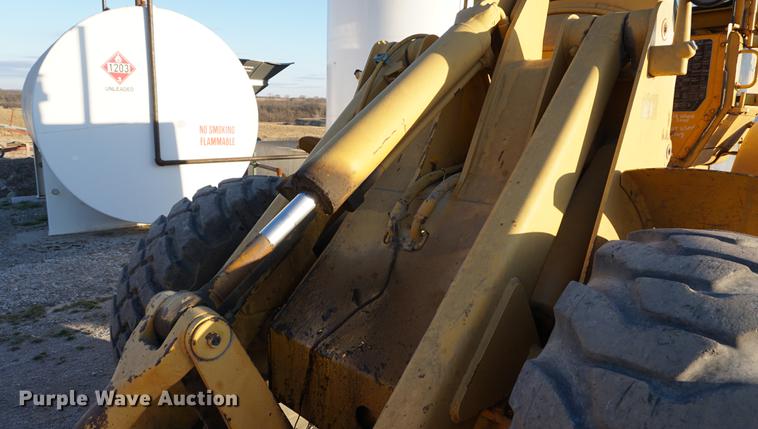 image for item DB0299 1977 John Deere 544B wheel loader