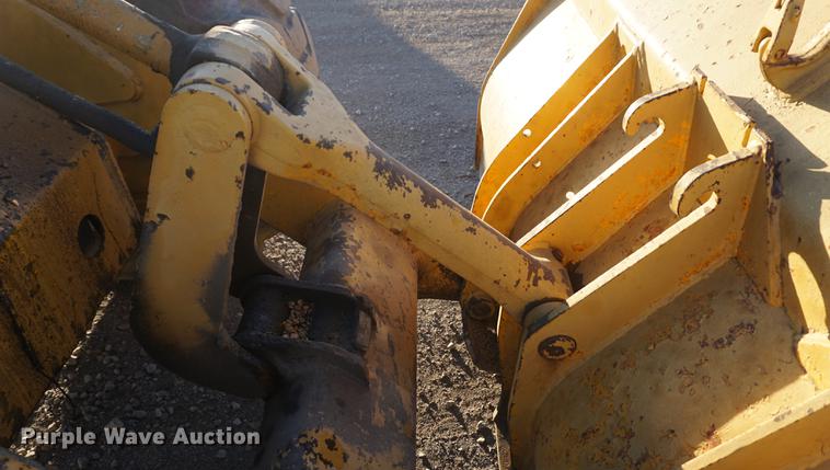 image for item DB0299 1977 John Deere 544B wheel loader