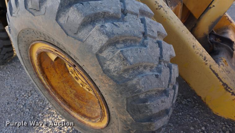 image for item DB0299 1977 John Deere 544B wheel loader