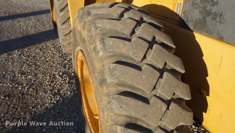 image for item DB0299 1977 John Deere 544B wheel loader