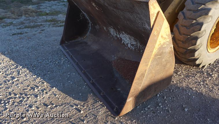 image for item DB0299 1977 John Deere 544B wheel loader