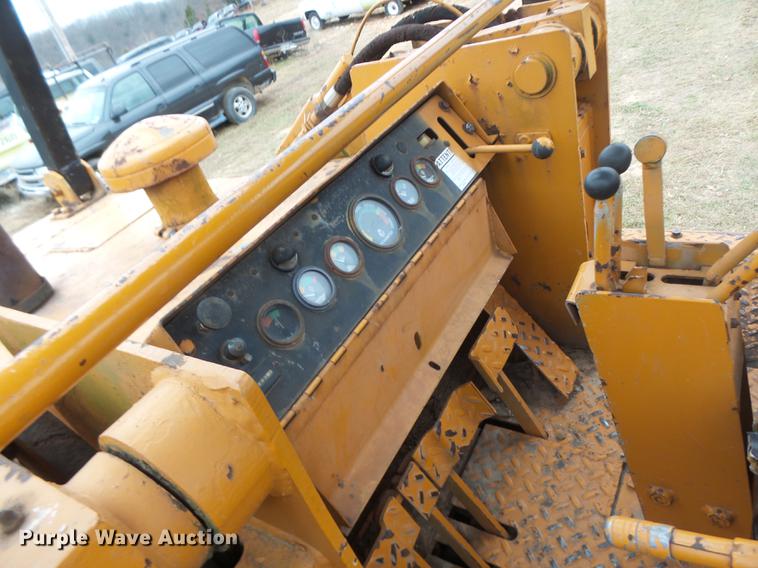 image for item DB1463 1977 Case 1450 track loader