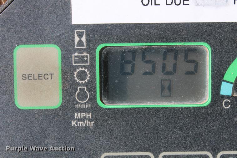 image for item DB5041 2004 John Deere 772CH II motor grader