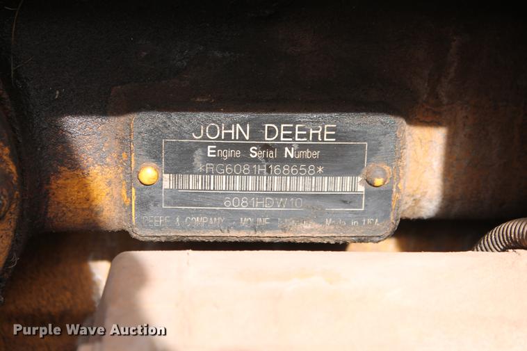image for item DB5041 2004 John Deere 772CH II motor grader