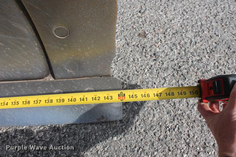 image for item DB5041 2004 John Deere 772CH II motor grader